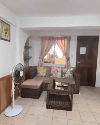 bayview_palms_hotel_room_1_living_room