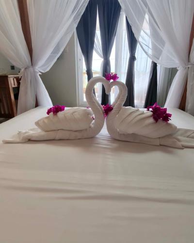 bayview_palms_hotel_room_5_master_bedroom